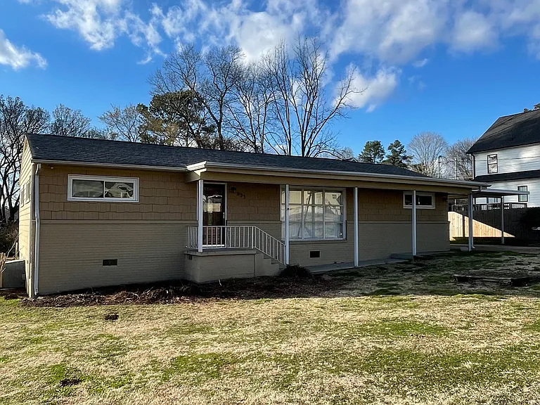 991 Joe Engel Dr — Photo 2