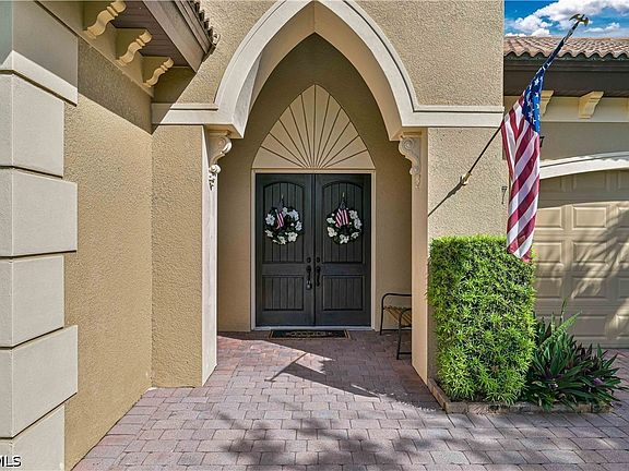 3rd image of 12567 Grandezza Cir