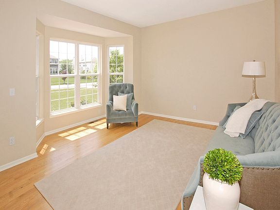 4th image of 35422 Emory Dr