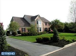 228 Hilltop Dr, Churchville, PA