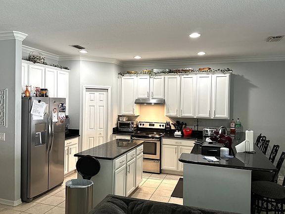 2nd image of 8508 Parrots Landing Dr