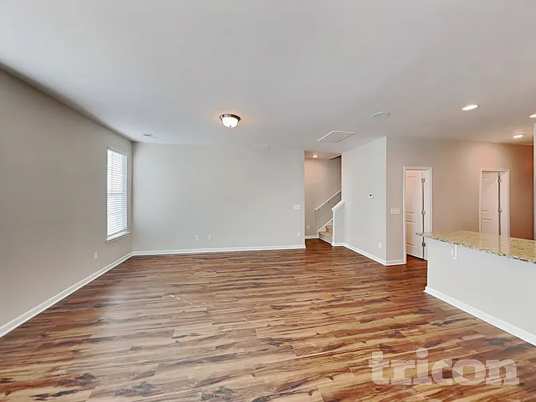 15 Attucks Ct — Photo 2