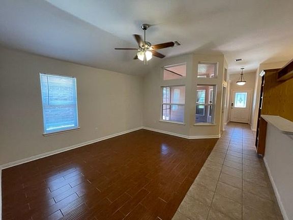 4th image of 174 Whistlers Cove Rd