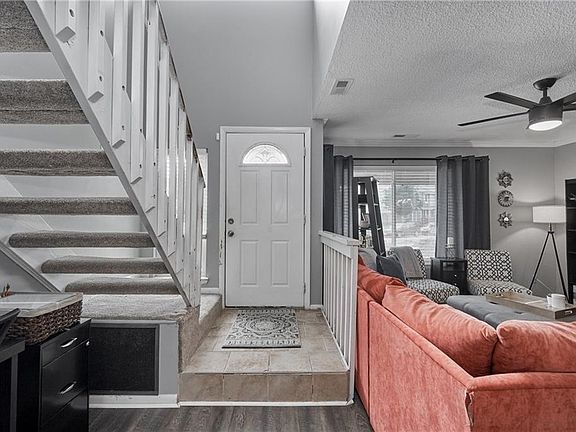 4th image of 758 Quesnel Dr
