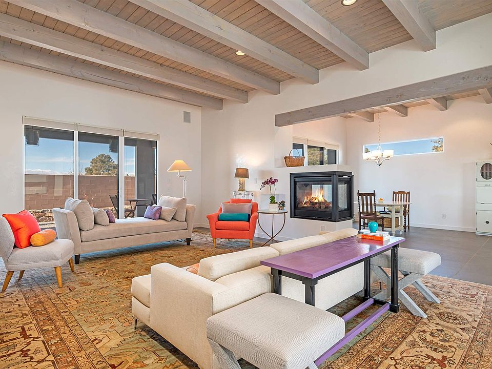 1st image of 1518 Calle Redondo
