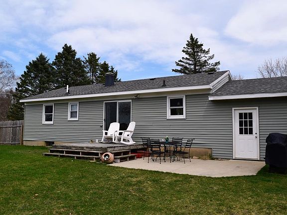 2nd image of 5927 Hilltop Dr