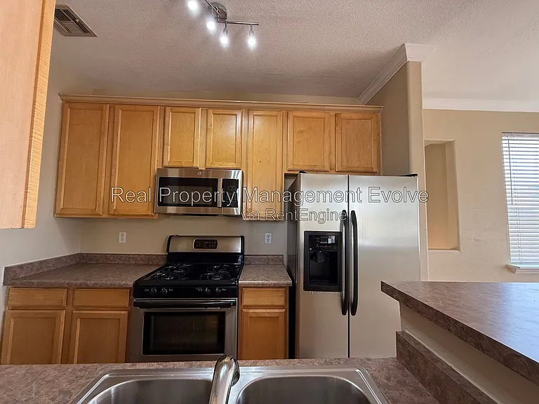 2992 N Miller Rd #217A — Photo 7