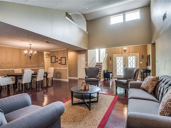 4th image of 2301 Autumn Oaks Trl