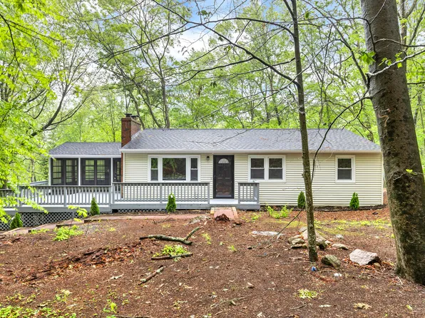 34 Terry Road, Ledyard, CT 06335