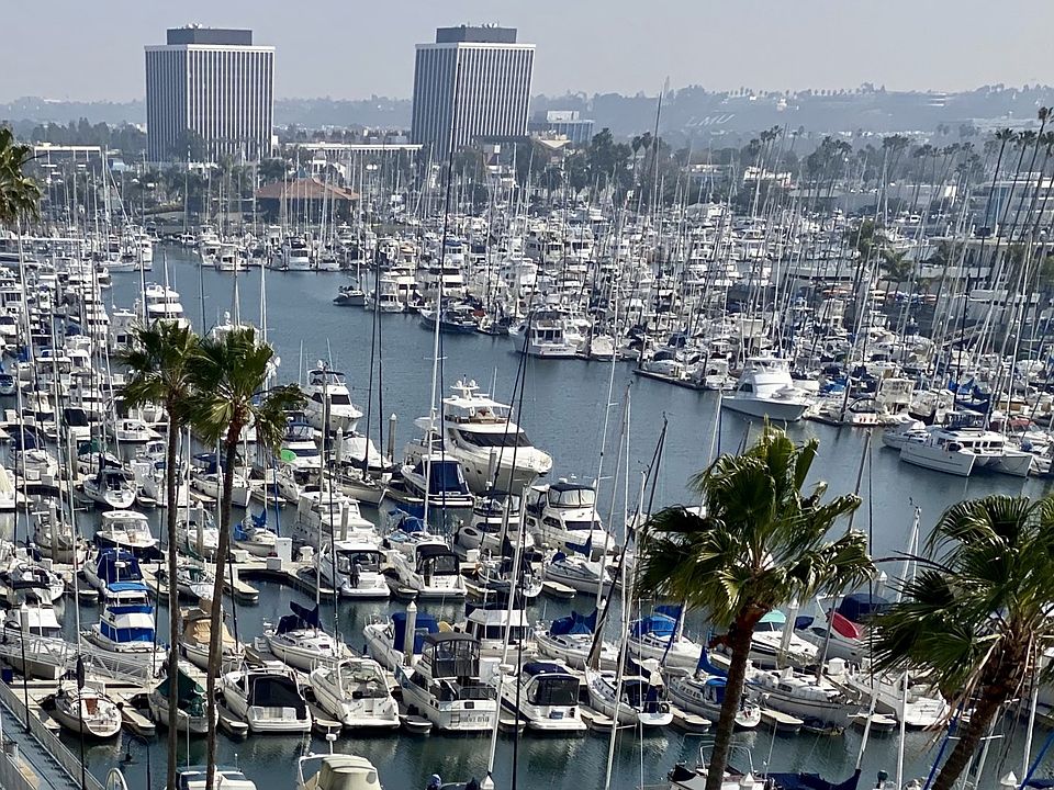 1st image of 4267 Marina City Dr