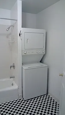 Rented by Plymouth Management Group Inc | media 10