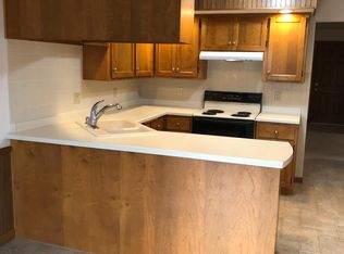 1311 W Weiland Ln, Appleton, WI 54914