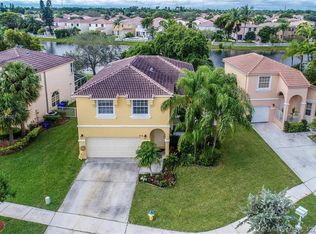 310 NW 151st Ave, Pembroke Pines, FL 33028