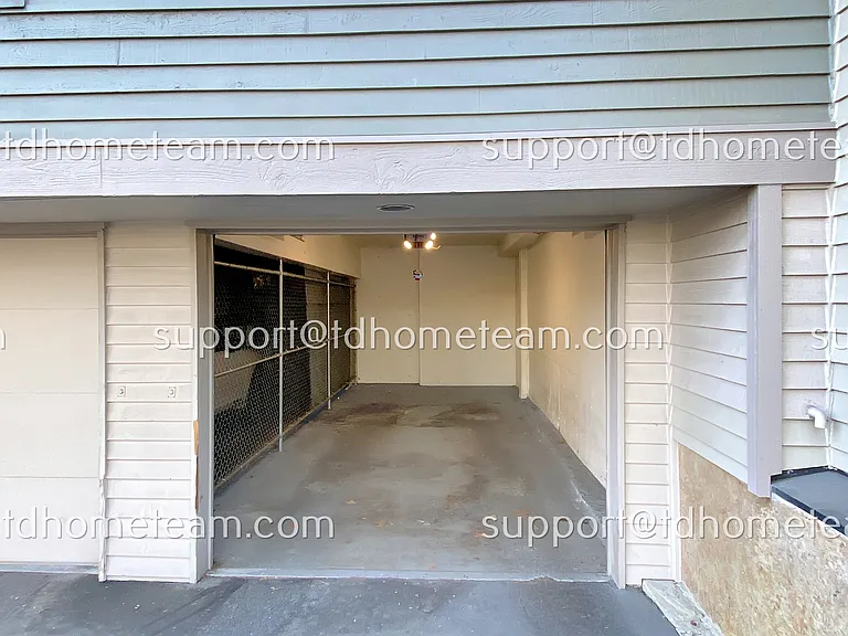 3520 Lake Washington Blvd SE #101 — Photo 17