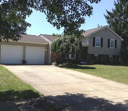5th image of 3045 Downhill Dr