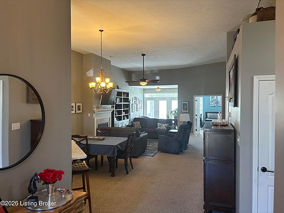 3rd image of 7407 Autumn Trace Dr