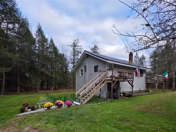 270 Baudendistel Rd, Hancock, NY 13783