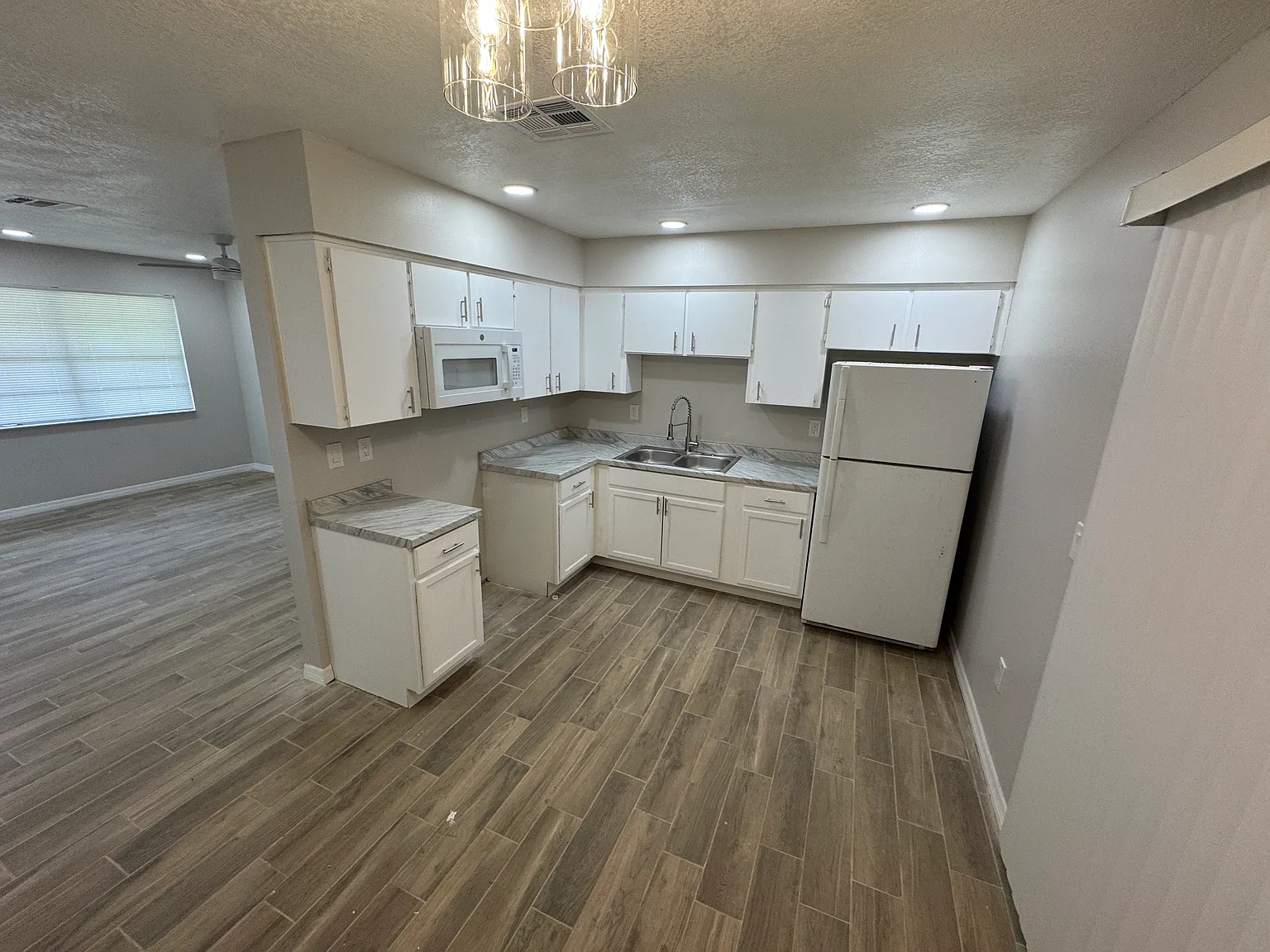 Campbell 2B — Photo 3