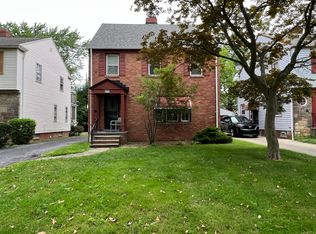 3715 Bainbridge Rd, Cleveland Heights, OH 44118