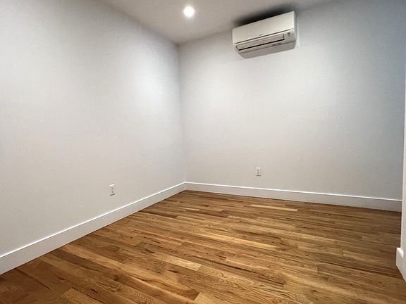 4th image of 1793 Bedford Ave #1AF