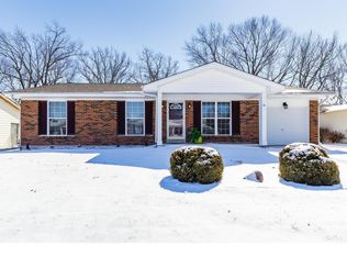 1106 Belleau Lake Dr, O'Fallon, MO