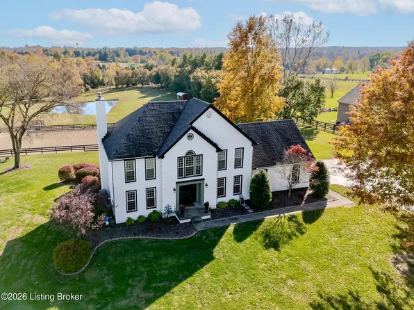 2112 Blakemore Ln, La Grange, KY 40031