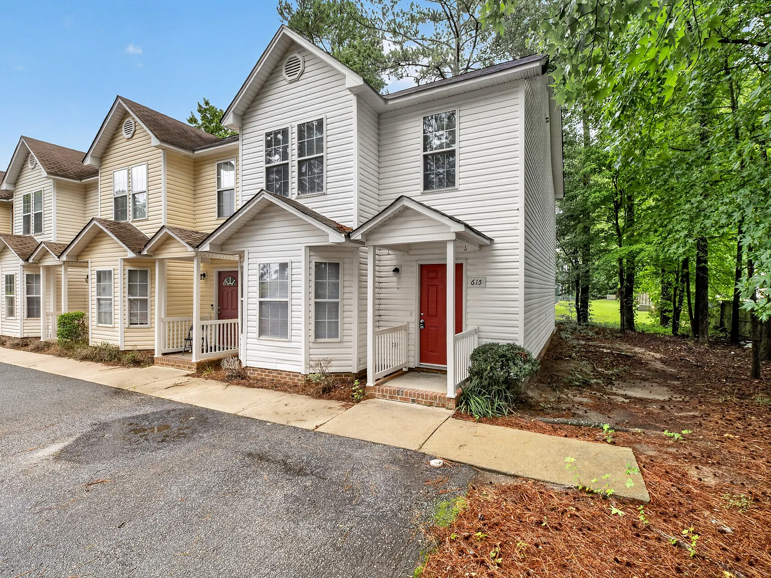 Townhome in Clayton — Photo 3