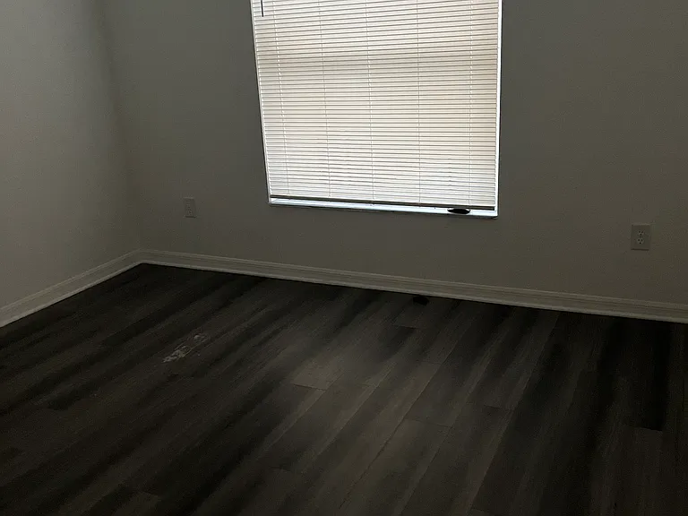 107 S Roma Way — Photo 14