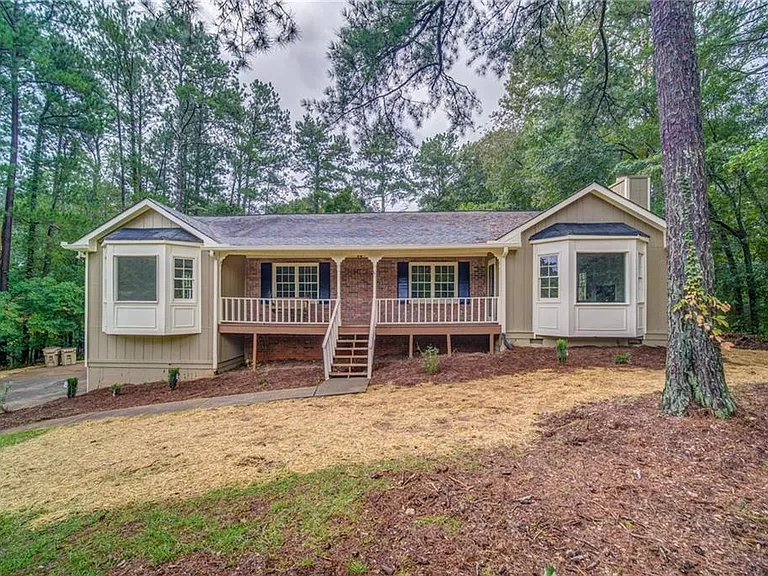 311 Mariner Cir — Photo 35