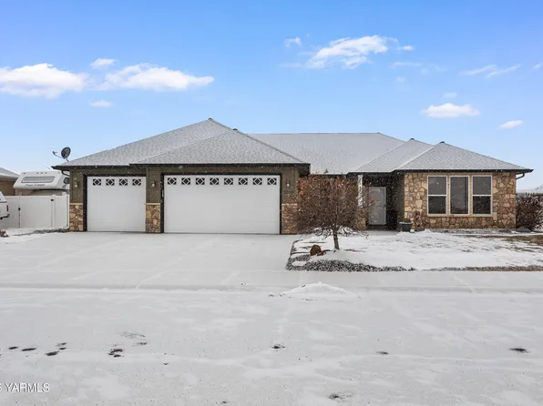 1010 S 90th Ave, Yakima, WA 98908