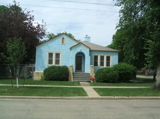 119 5th Ave NE, Minot, ND 58703