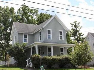 121 W Gibson St, Canandaigua, NY 14424