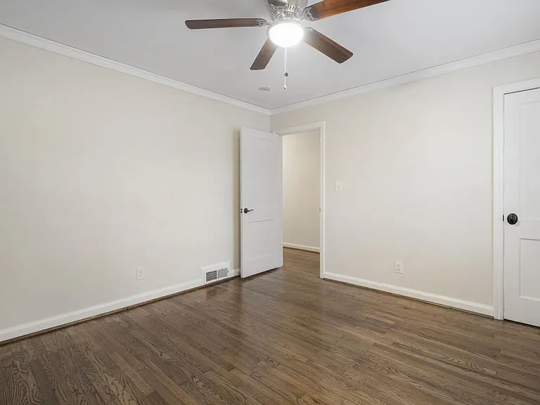 2151 Radcliffe Dr NW — Photo 40