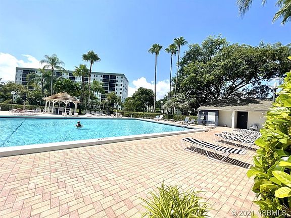 5th image of 2221 Cypress Island Dr APT 305