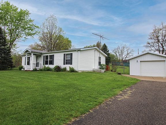 2nd image of 11082 Elizabeth Dr