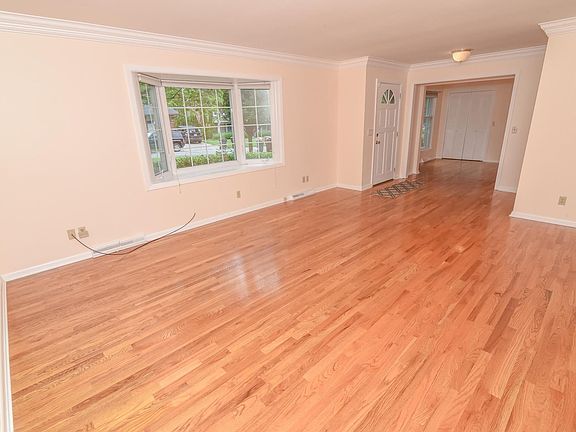 2nd image of 216 Claxon Dr