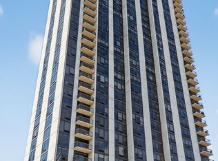 2500 N Lakeview Ave APT 1304, Chicago, IL 60614