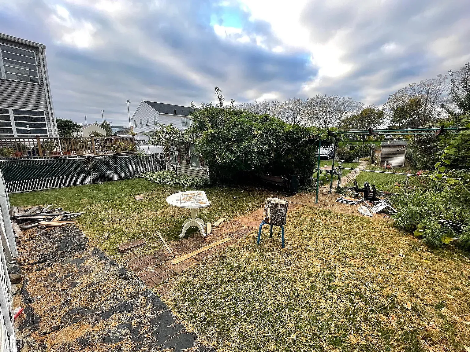 5 bed, $6,280 — Photo 4