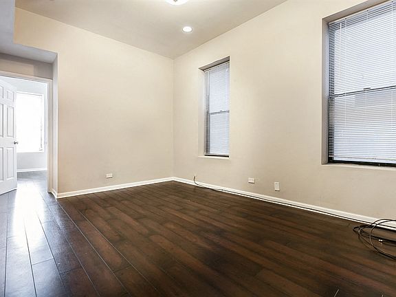 5th image of 1657 N Halsted St APT 2F