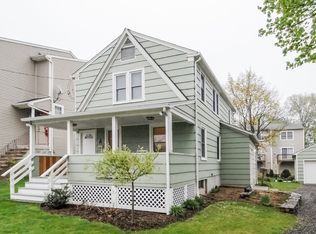 77 Lee Ave, Danbury, CT 06810