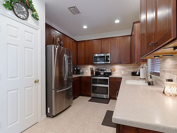 4th image of 8339 Silver Birch Way