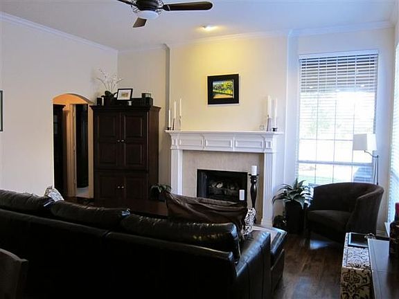 3rd image of 7408 Province St
