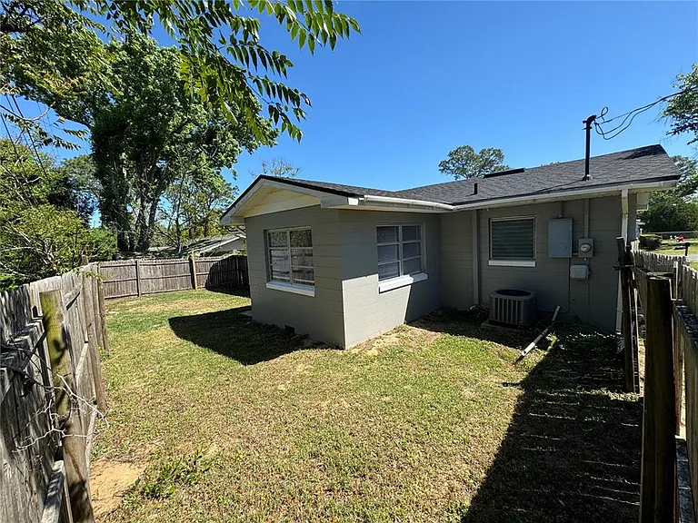 460 Mount Vernon Ct — Photo 13