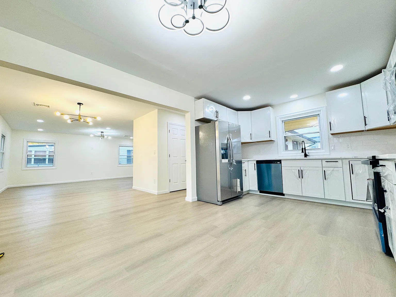 35 Parish Ln — Photo 3