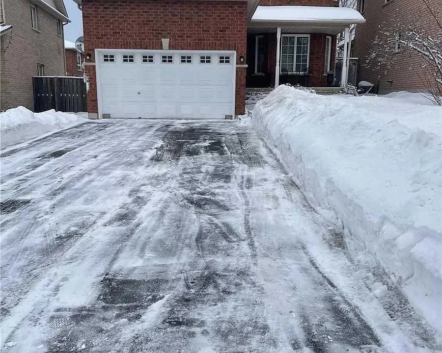 22 McKenzie Cres