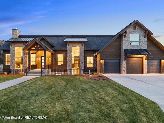 2nd image of 6503 Black Swan Cir
