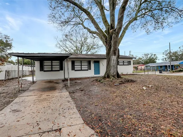 8001 Tudor Pl, Tampa, FL 33610