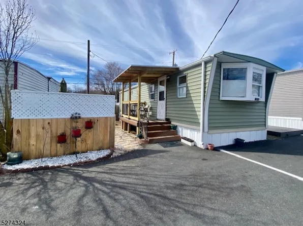202 Faith St, Rockaway Boro, NJ 07866