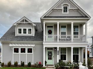 25 Caribbean Ave, Virginia Beach, VA 23451