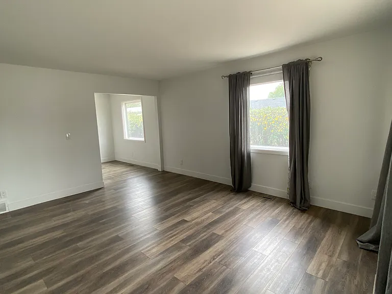 6825 S Jefferson St — Photo 14